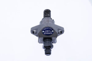 Fuel Injection Pump 0414287011 for Deutz Engine F4M1011F F3M1011F Bobcat Loader 863 873