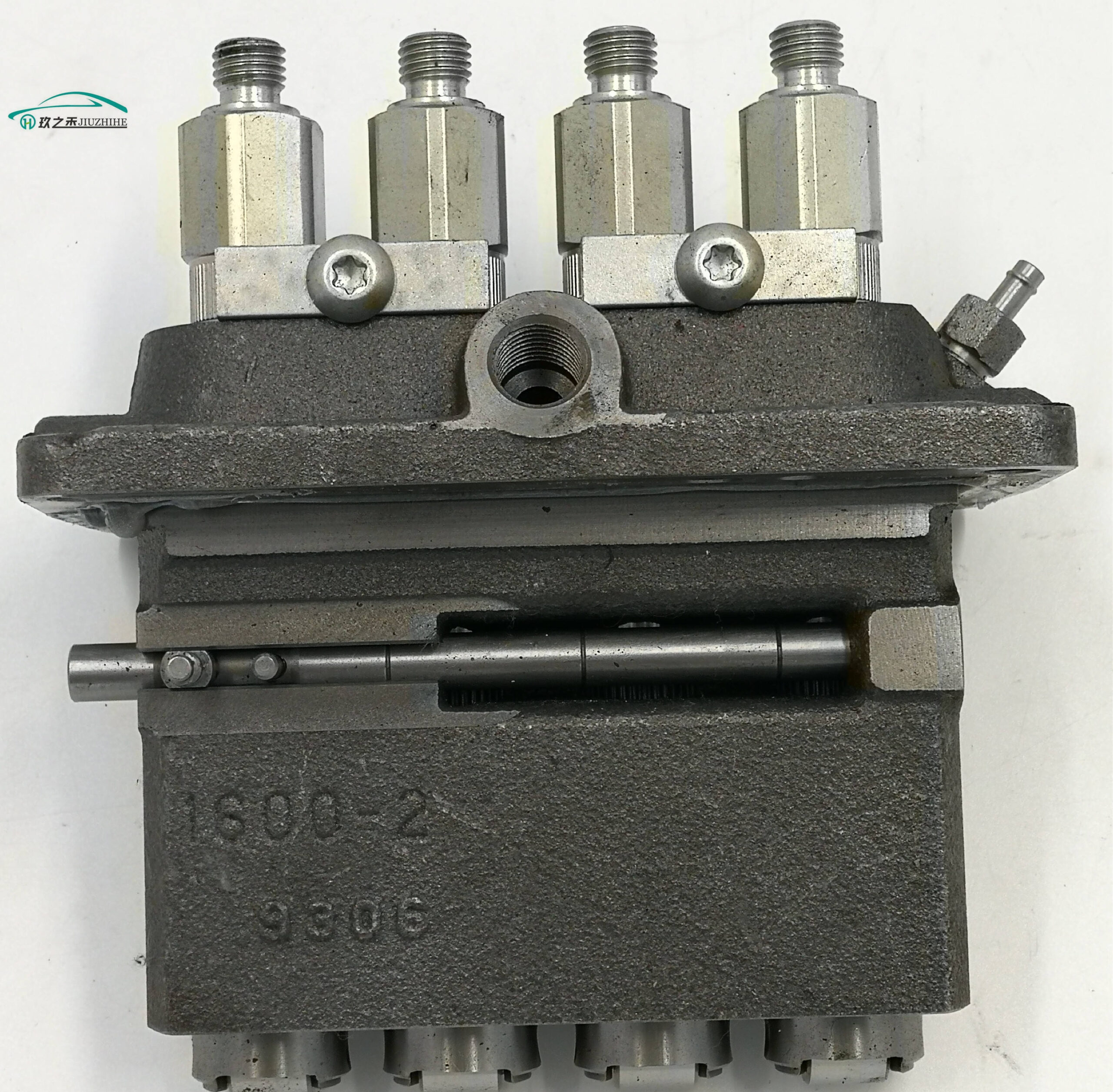 Carburetor 12691-44010 for Kubota Engine WG600 WG750 Garden Tractor G2000 G2000-S 3 Carburetor 12691-44010 for Kubota Engine WG600 WG750 Garden Tractor G2000 G2000-S