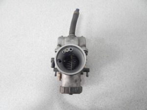 Electric Fuel Pump 86506895 9843528 for New Holland L140 L160 L170 L445 L452 L555 LS140 LX465 LX565 SL40B
