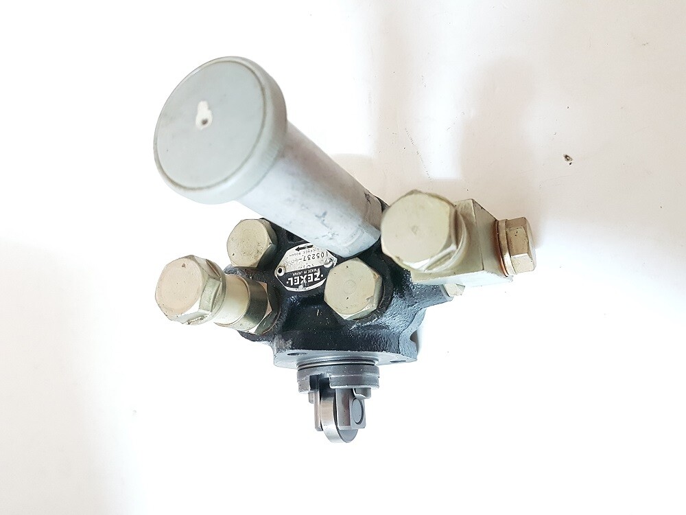 Fuel Feed Pump 105237-6130 ME738013 for Mitsubishi Fuso Canter Truck Engine 2 Fuel Feed Pump 105237-6130 ME738013 for Mitsubishi Fuso Canter Truck Engine