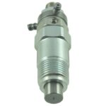 Fuel Injector 15271-53020 for Kubota Engine D750 D850 D950 D1302 D1402 V1702 V1902