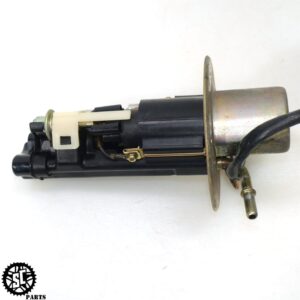 Fuel Injector 1959384C1 for CASE Skid Steer Loader 1818 1825